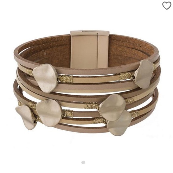 Leather Hammered metal cuff - Picture 2 of 2